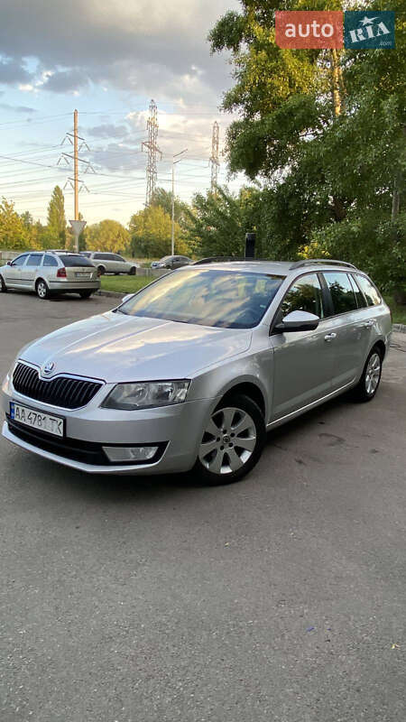 Универсал Skoda Octavia 2015 в Киеве