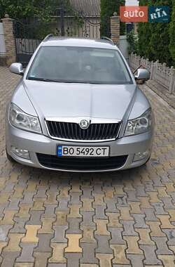 Универсал Skoda Octavia 2013 в Борщеве
