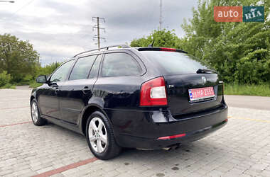 Універсал Skoda Octavia 2012 в 