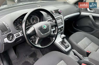 Універсал Skoda Octavia 2010 в 