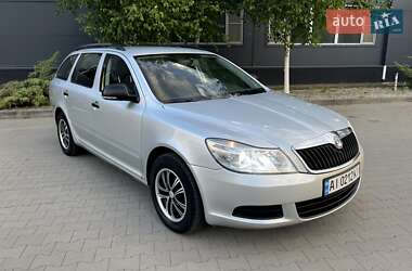 Универсал Skoda Octavia 2012 в 