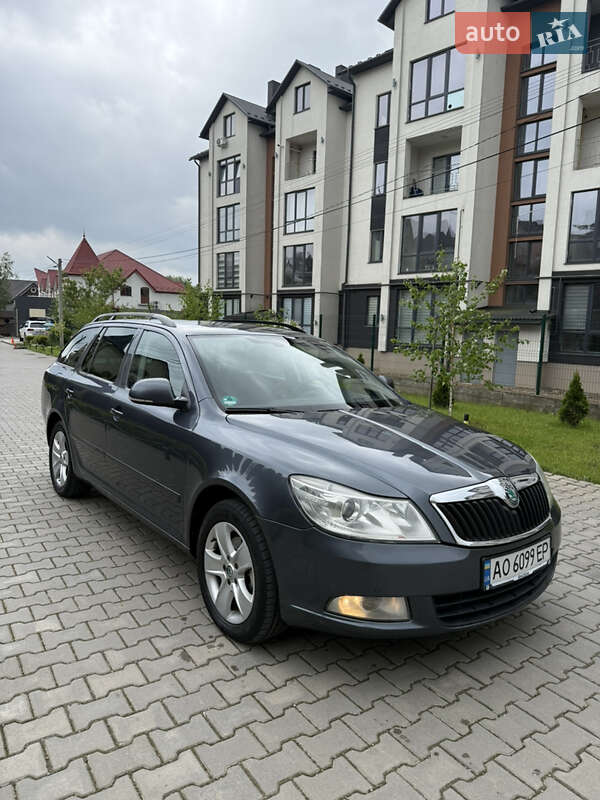 Универсал Skoda Octavia 2012 в 