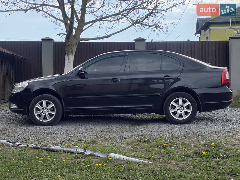 Лифтбек Skoda Octavia 2010 в Львове