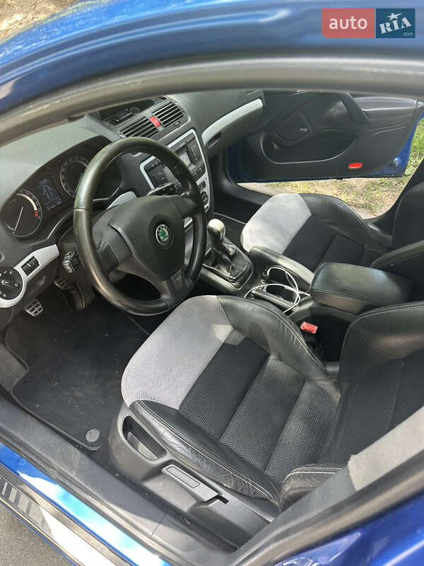 Ліфтбек Skoda Octavia 2007 в Дніпрі