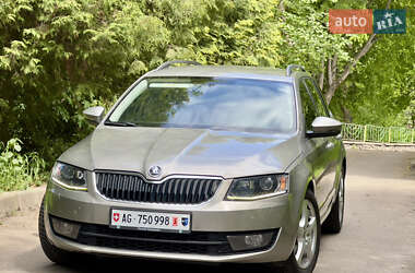 Универсал Skoda Octavia 2015 в 