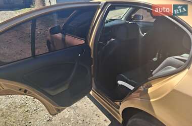 Лифтбек Skoda Octavia 2001 в 