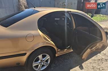Лифтбек Skoda Octavia 2001 в 