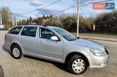 Універсал Skoda Octavia 2013 в 