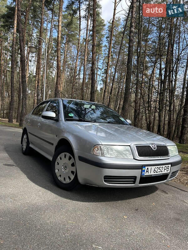 Ліфтбек Skoda Octavia 2010 в Києві