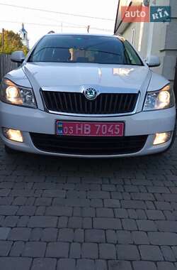 Универсал Skoda Octavia 2012 в Ровно