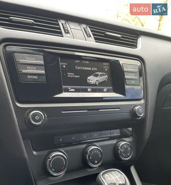Универсал Skoda Octavia 2015 в Иршаве фото 12 Универсал Skoda Octavia 2015 в Иршаве