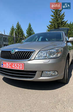 Универсал Skoda Octavia 2010 в Сумах