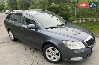 Универсал Skoda Octavia 2011 в 