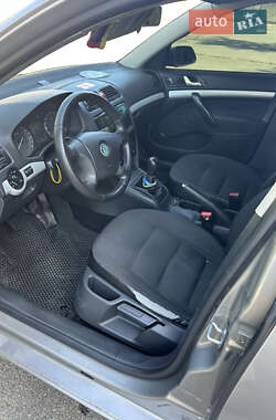 Лифтбек Skoda Octavia 2008 в 