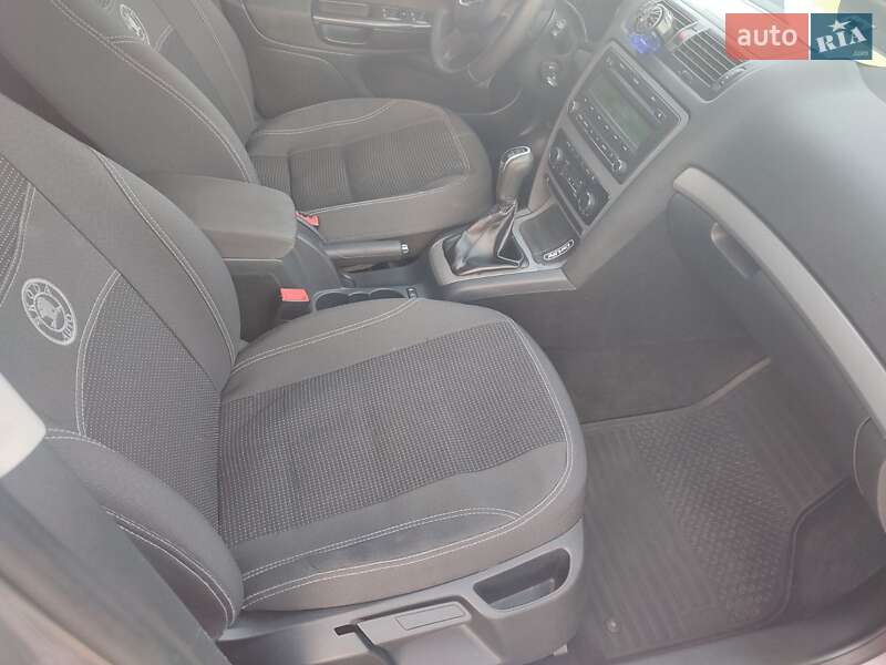 Лифтбек Skoda Octavia 2011 в Кривом Роге фото 4 Лифтбек Skoda Octavia 2011 в Кривом Роге