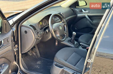 Лифтбек Skoda Octavia 2008 в 