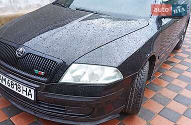 Лифтбек Skoda Octavia 2004 в 