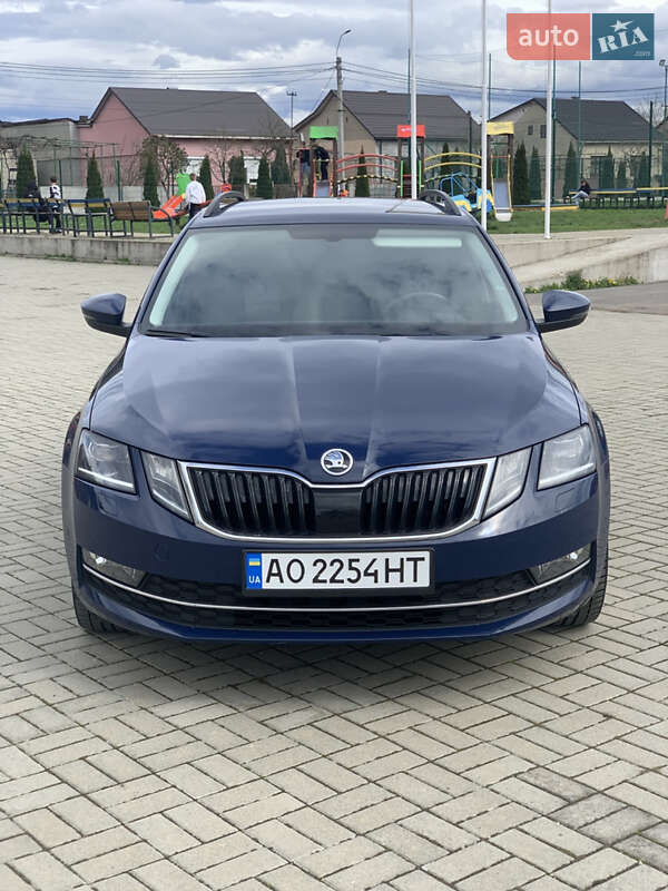 Універсал Skoda Octavia 2017 в Хусті