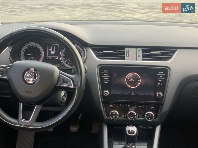 Універсал Skoda Octavia 2017 в Хусті