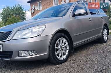 Універсал Skoda Octavia 2009 в Володимирі