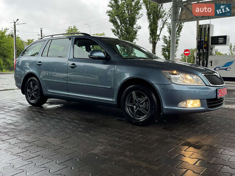 Универсал Skoda Octavia 2011 в Виннице