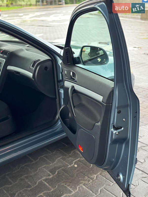 Универсал Skoda Octavia 2011 в Виннице