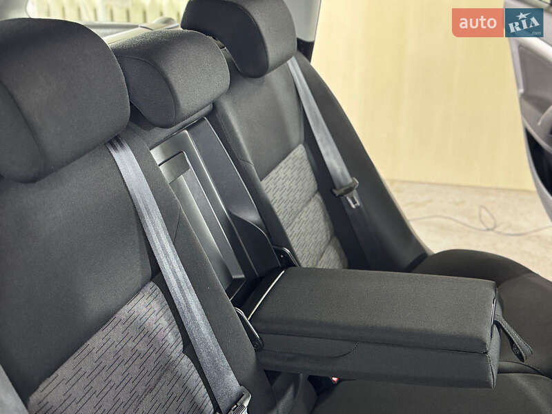 Универсал Skoda Octavia 2011 в Виннице