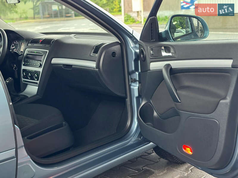 Универсал Skoda Octavia 2011 в Виннице