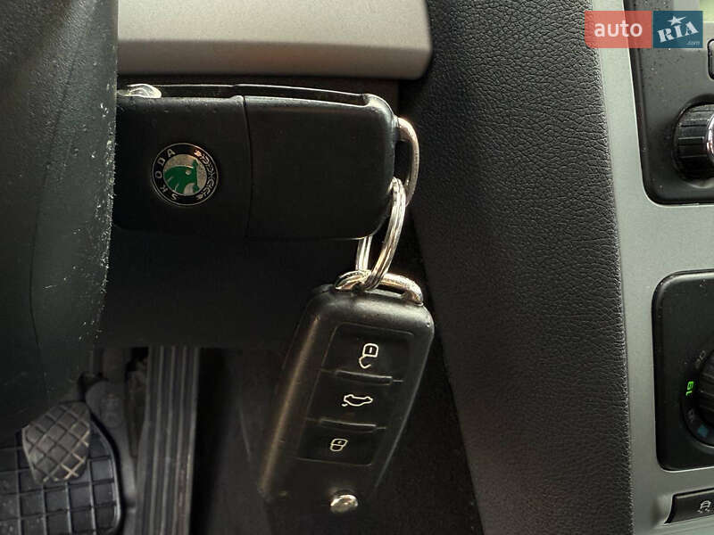 Універсал Skoda Octavia 2013 в Бердичеві