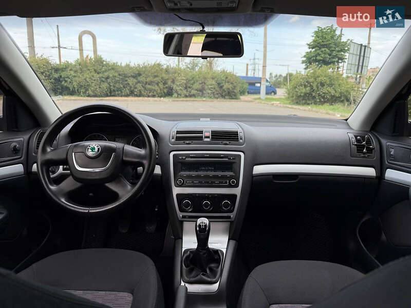 Лифтбек Skoda Octavia 2010 в Кривом Роге