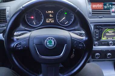 Універсал Skoda Octavia 2012 в 
