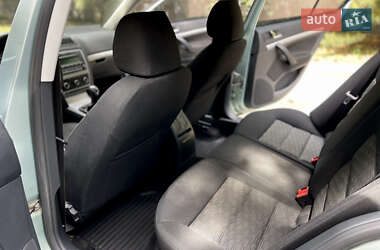 Ліфтбек Skoda Octavia 2012 в 