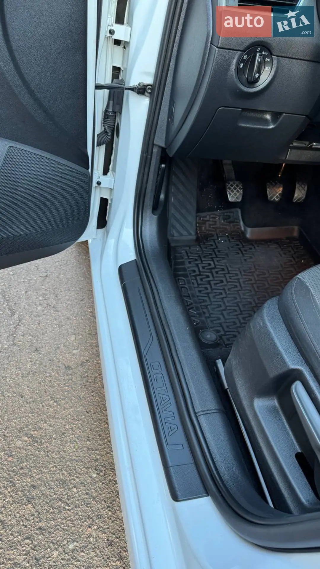 2015 Skoda Octavia - мініатюра 30