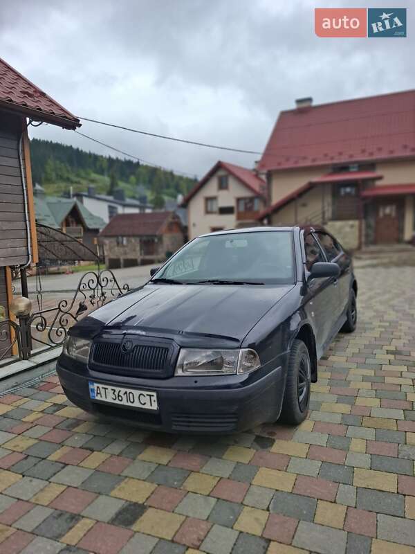 Ліфтбек Skoda Octavia 2003 в Івано-Франківську