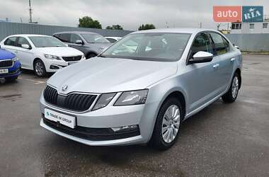 Лифтбек Skoda Octavia 2019 в Киеве