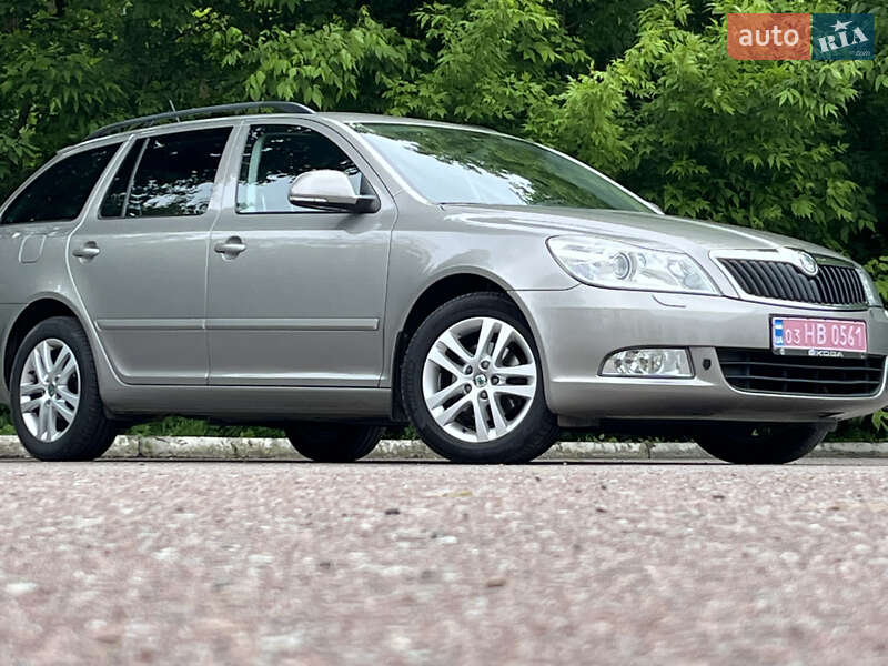 Універсал Skoda Octavia 2012 в Радивиліві
