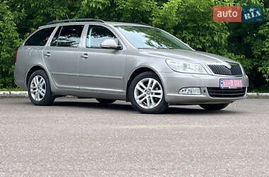 Універсал Skoda Octavia 2012 в 
