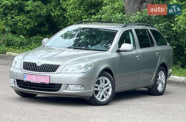 Універсал Skoda Octavia 2012 в 