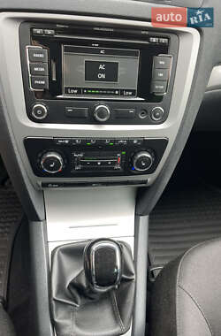 Універсал Skoda Octavia 2012 в 