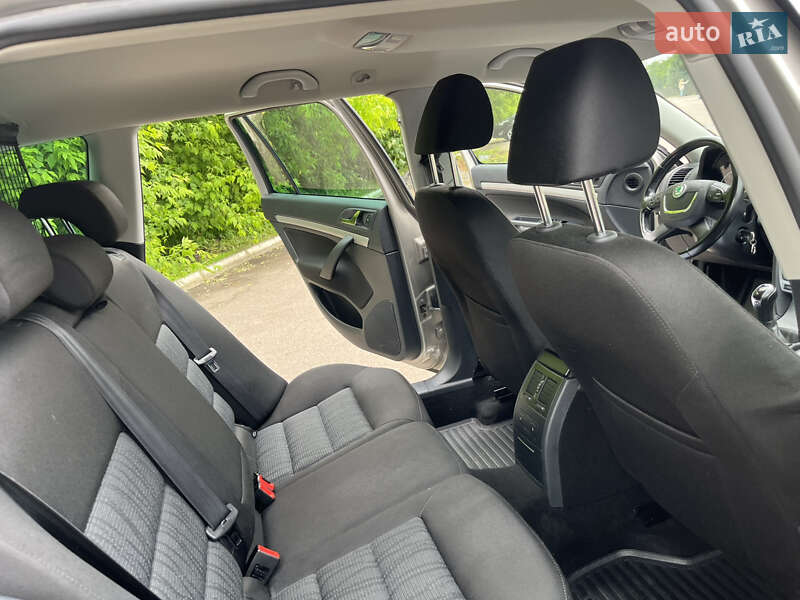Універсал Skoda Octavia 2012 в Радивиліві