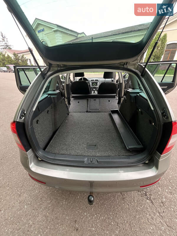 Універсал Skoda Octavia 2012 в Радивиліві