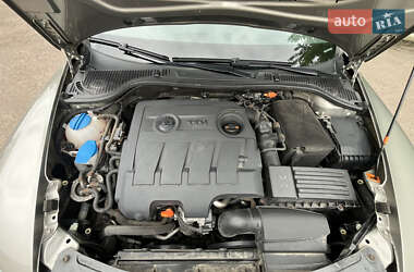 Універсал Skoda Octavia 2012 в 