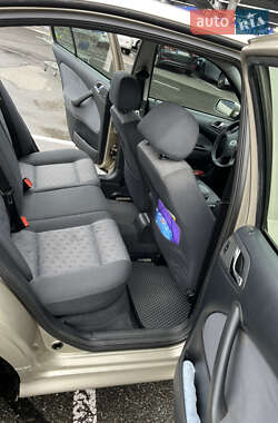 Ліфтбек Skoda Octavia 2005 в 