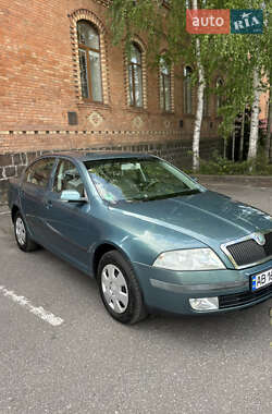 Лифтбек Skoda Octavia 2004 в 