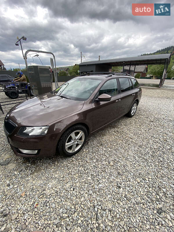 Универсал Skoda Octavia 2014 в Рахове