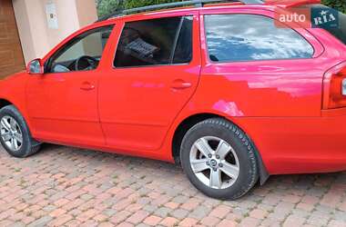 Універсал Skoda Octavia 2009 в 
