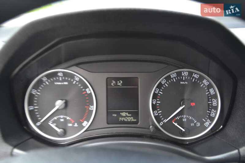 Универсал Skoda Octavia 2011 в Виннице