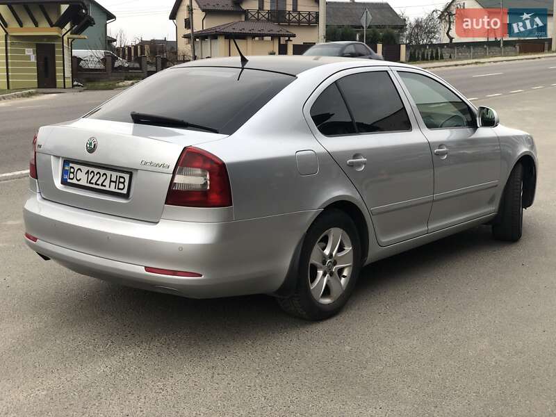 Лифтбек Skoda Octavia 2011 в Львове