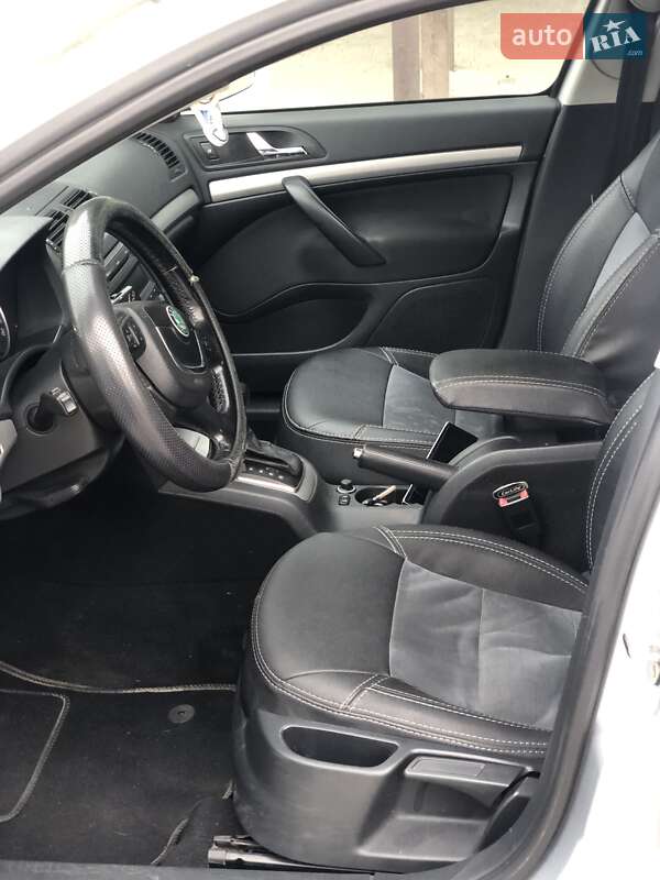 Лифтбек Skoda Octavia 2011 в Львове
