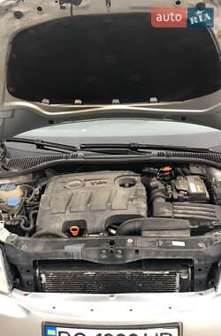 Лифтбек Skoda Octavia 2011 в 